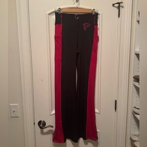 Atlanta Falcons Women’s Fanatics Studio Fitted Flare Leggings / Yoga Pants NWT